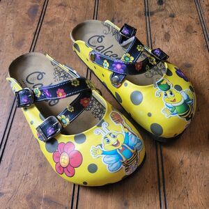 Yellow Black Bumble Bee Crisscross Strap Mule Sandals- Size 35